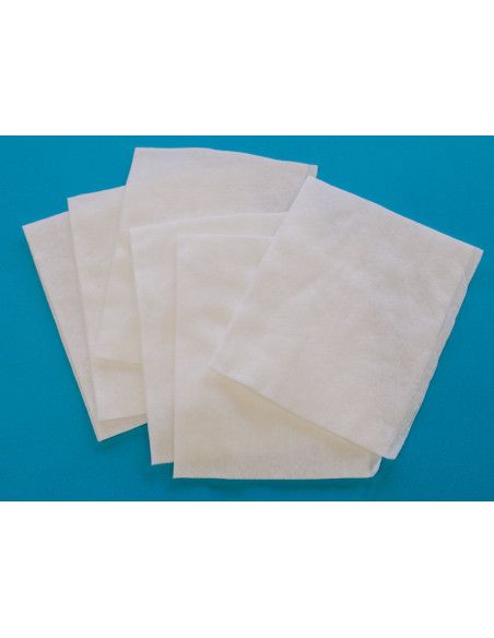 Telino morbido monouso in TNT 30x38cm 100pz Telino morbido monouso in TNT 30x38cm 100pz