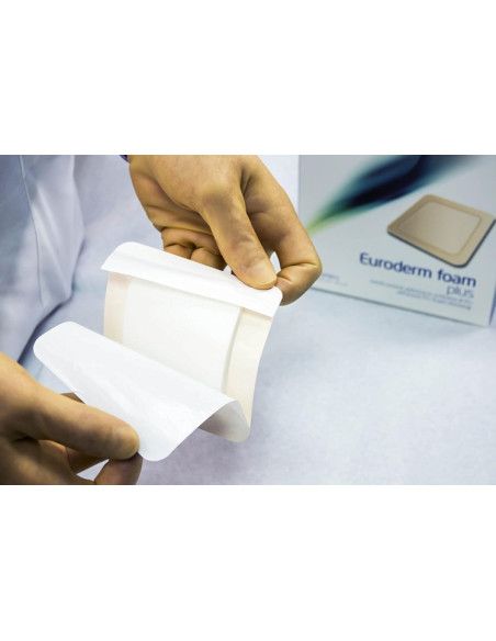 Euroderm Foam Plus | Medicazione Adesiva in Schiuma di Poliuretano | Impermeabile ai Liquidi e Batteri Euroderm Foam Plus | Medicazione Adesiva in Schiuma di Poliuretano | Impermeabile ai Liquidi e Batteri