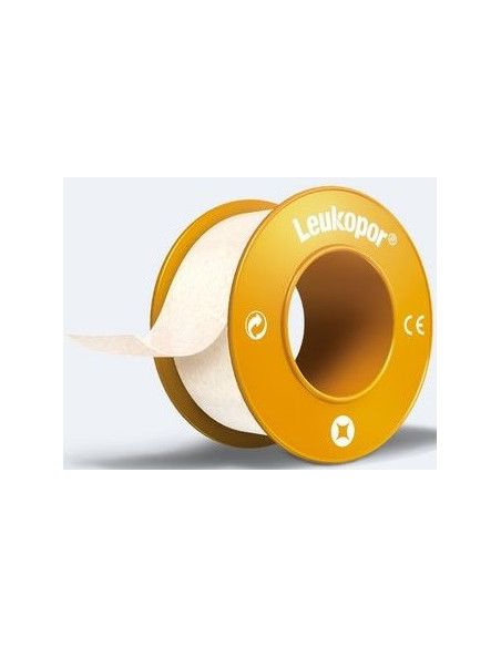 Leukopor Cerotto di fissaggio in TNT 2,5x9,2 12pz Leukopor Cerotto di fissaggio in TNT 2,5x9,2 12pz